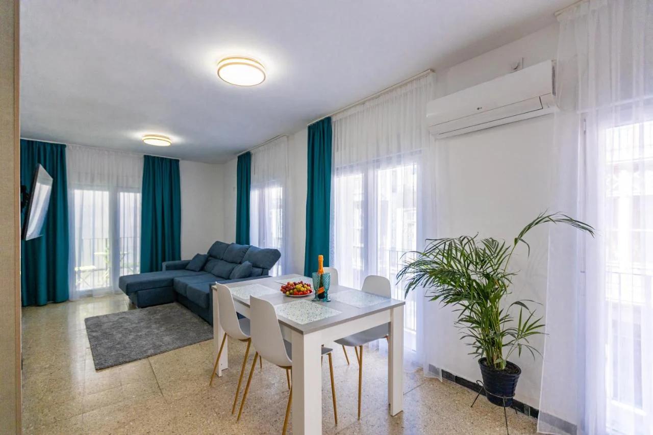 NEW Beach Apartments photo