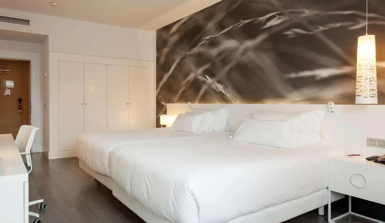 NH Collection Villa de Bilbao photo