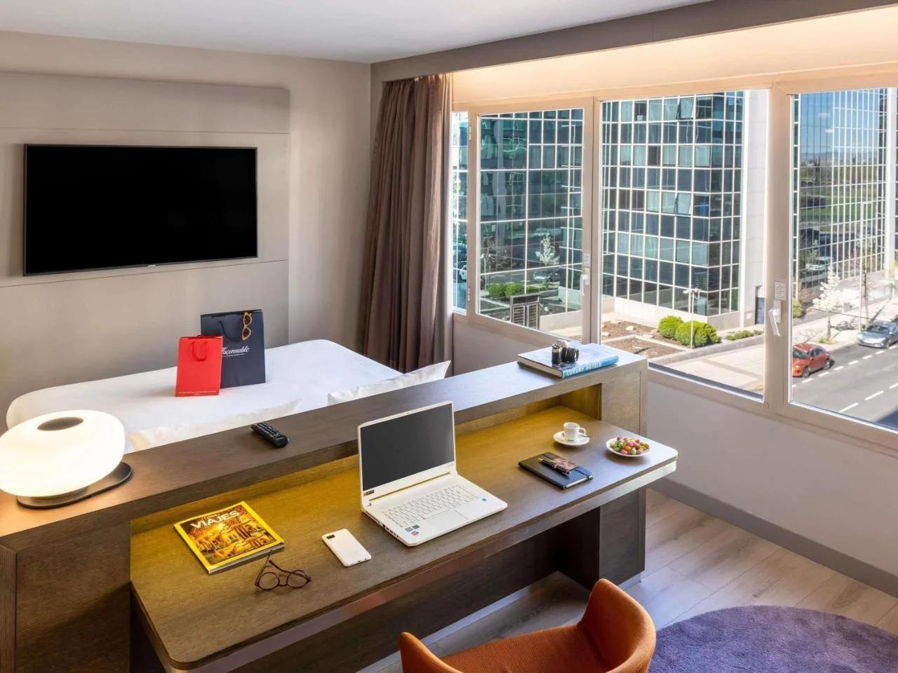 Novotel Campo De Las Naciones photo