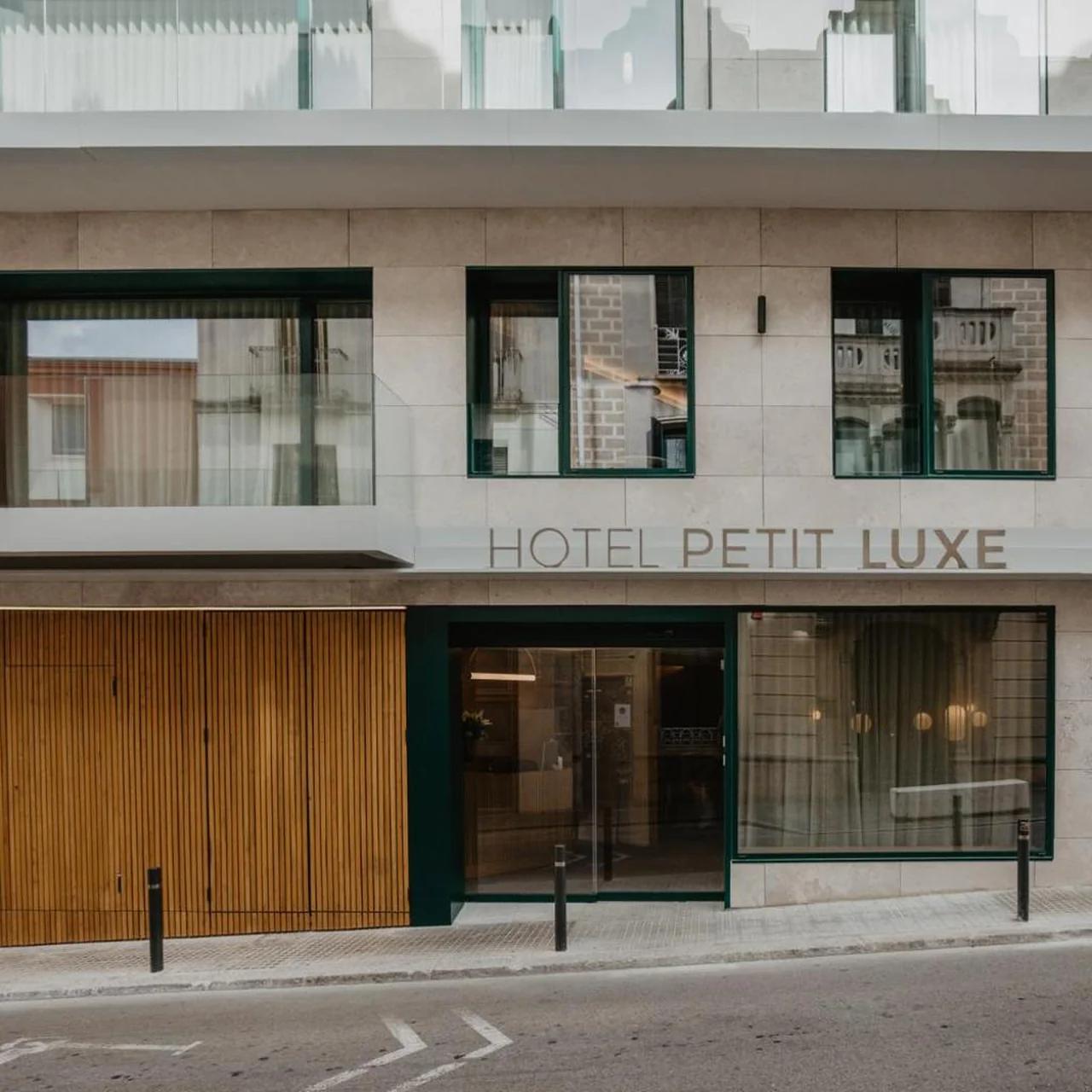 Hotel Petit Luxe photo