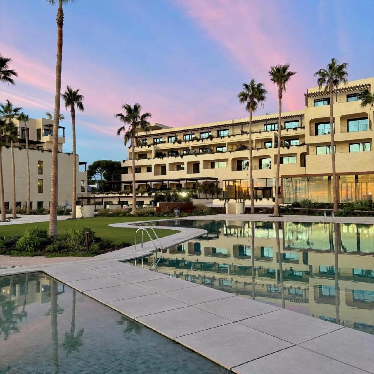 Hotel Punta Bermeja Premium