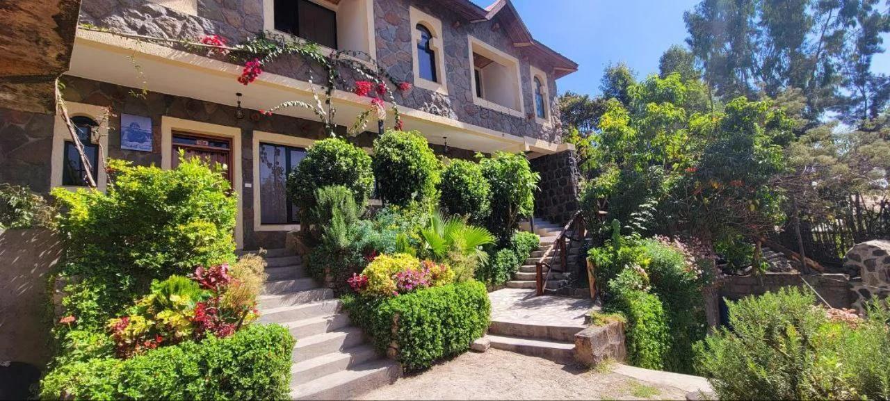 Roha Family Gust House photo