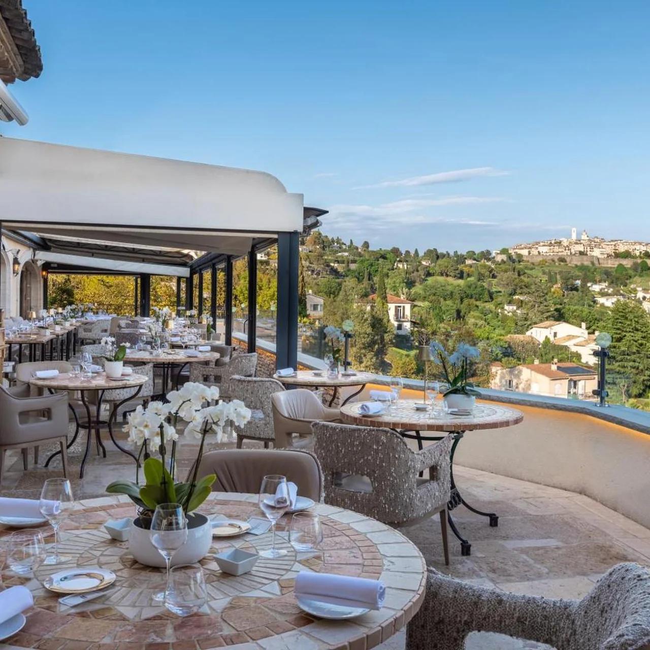 Hôtel & Restaurant Alain Llorca photo