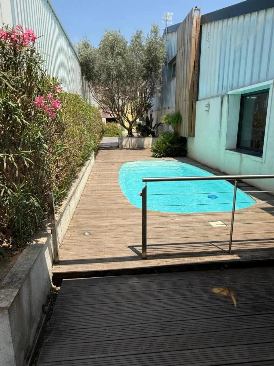 Atypical loft with private pool photo