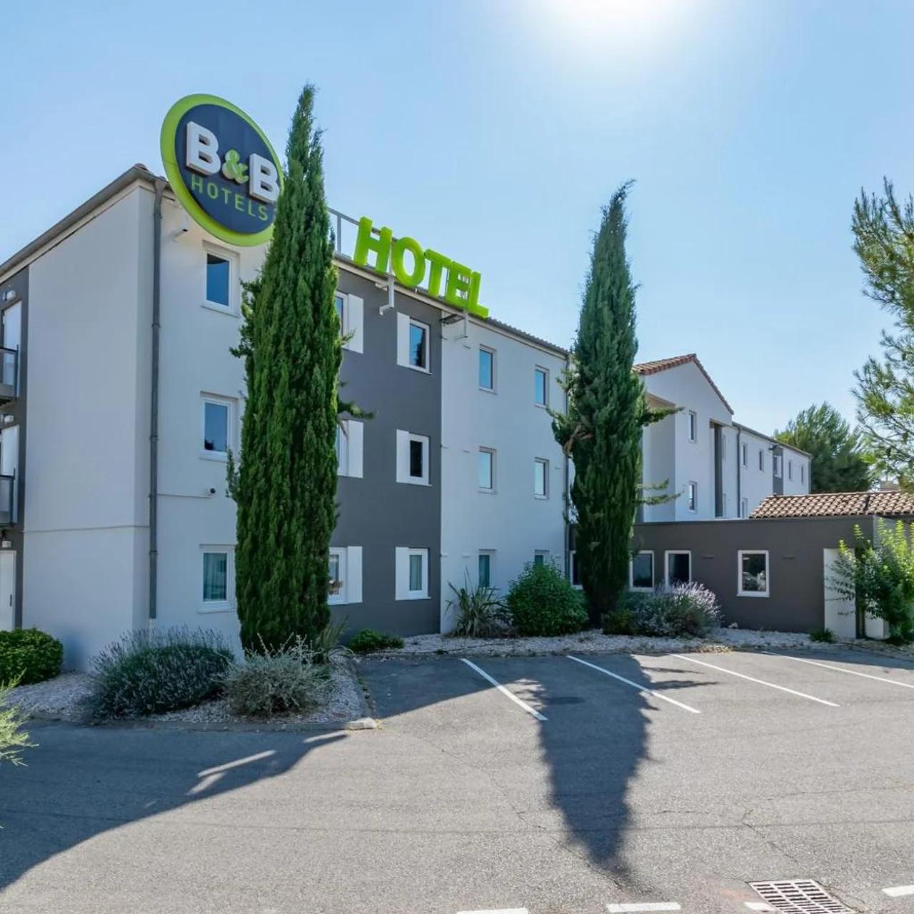 B&B HOTEL Aix-en-Provence Pont de l'Arc photo