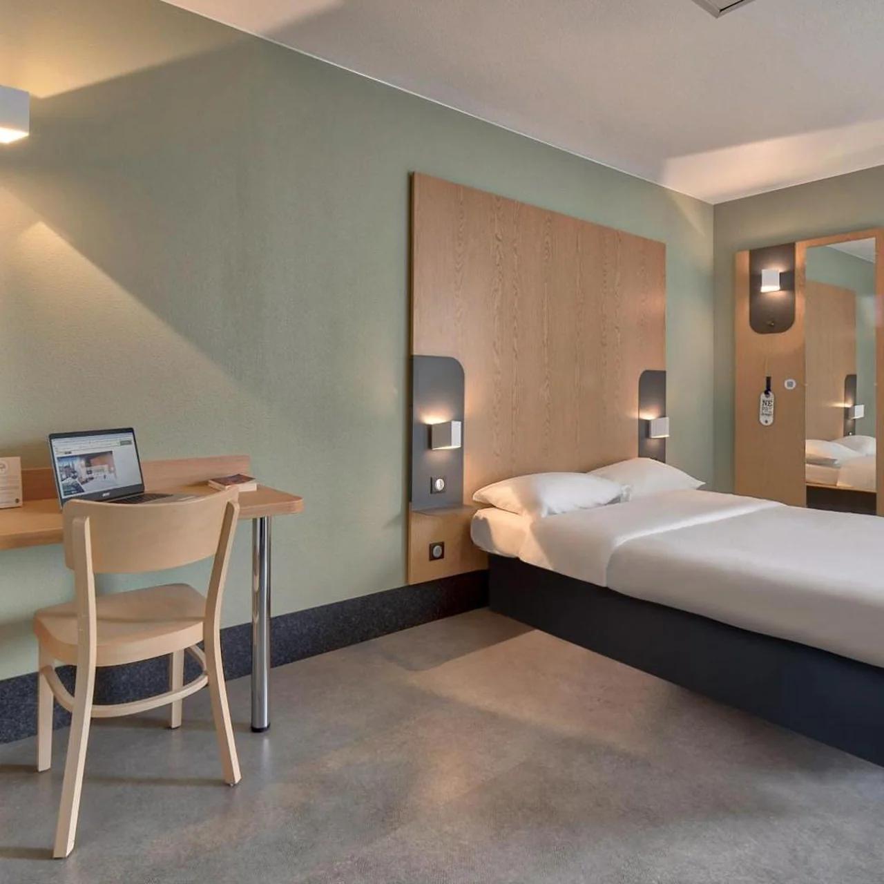 B&B HOTEL Bayonne Tarnos photo
