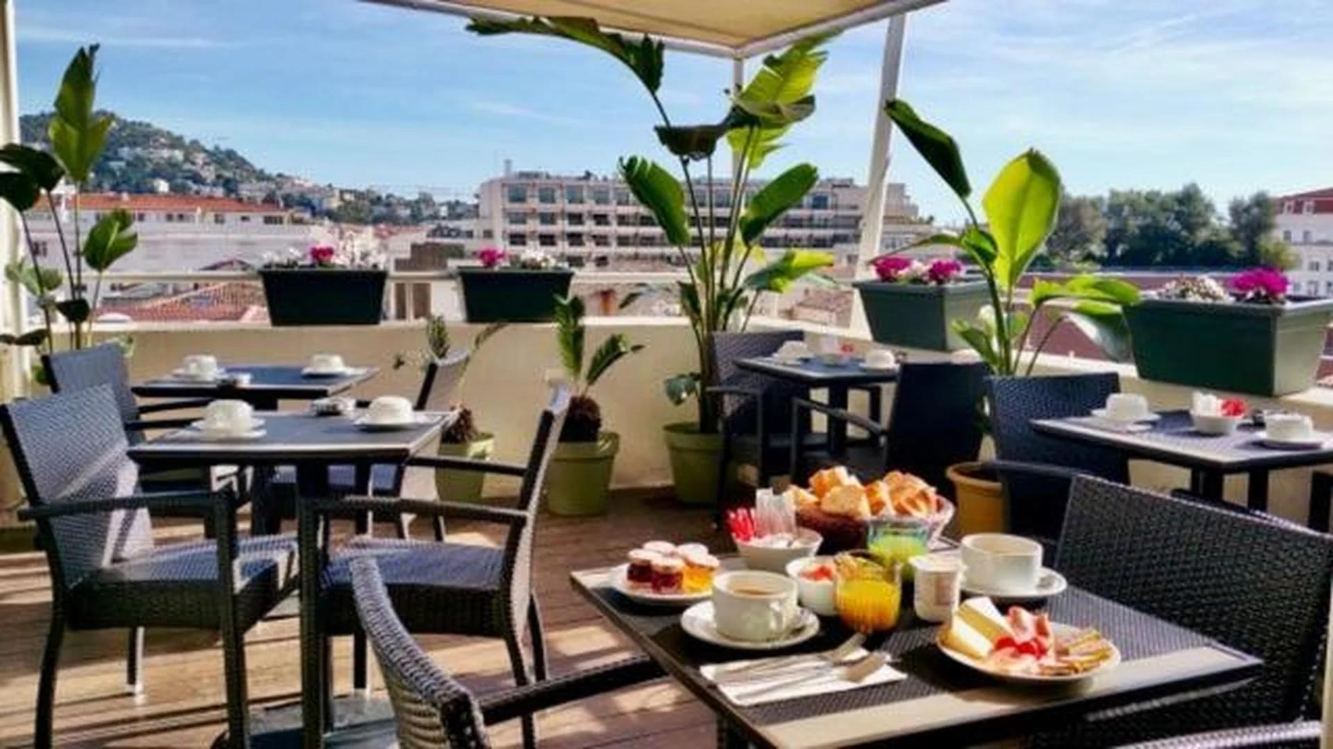 Hôtel Cannes Centre Univers photo