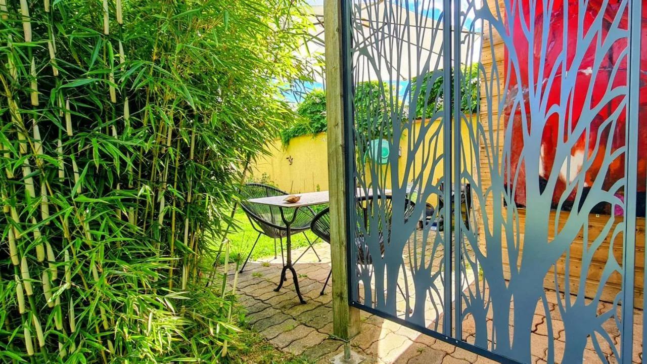 Cabane de Charme avec Jardin Privé foto
