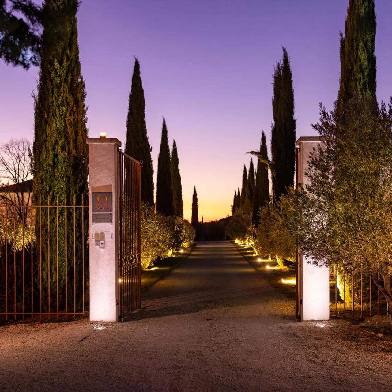 La Bastide de Damien, 5 clefs Demeure d'Exception et Table Remarquable dans le guide Teritoria, JACUZZI Privatif, Cuisine étoilée Dominique Frérard photo