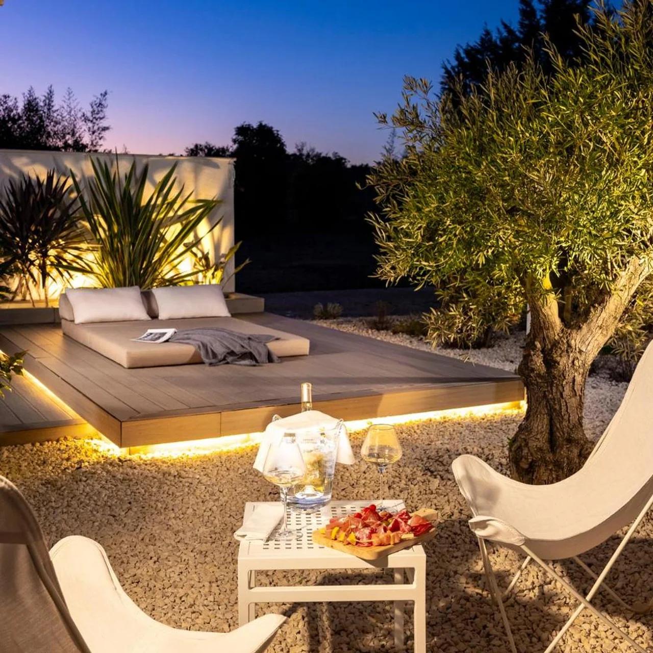 La Bastide de Damien, 5 clefs Demeure d'Exception et Table Remarquable dans le guide Teritoria, JACUZZI Privatif, Cuisine étoilée Dominique Frérard photo