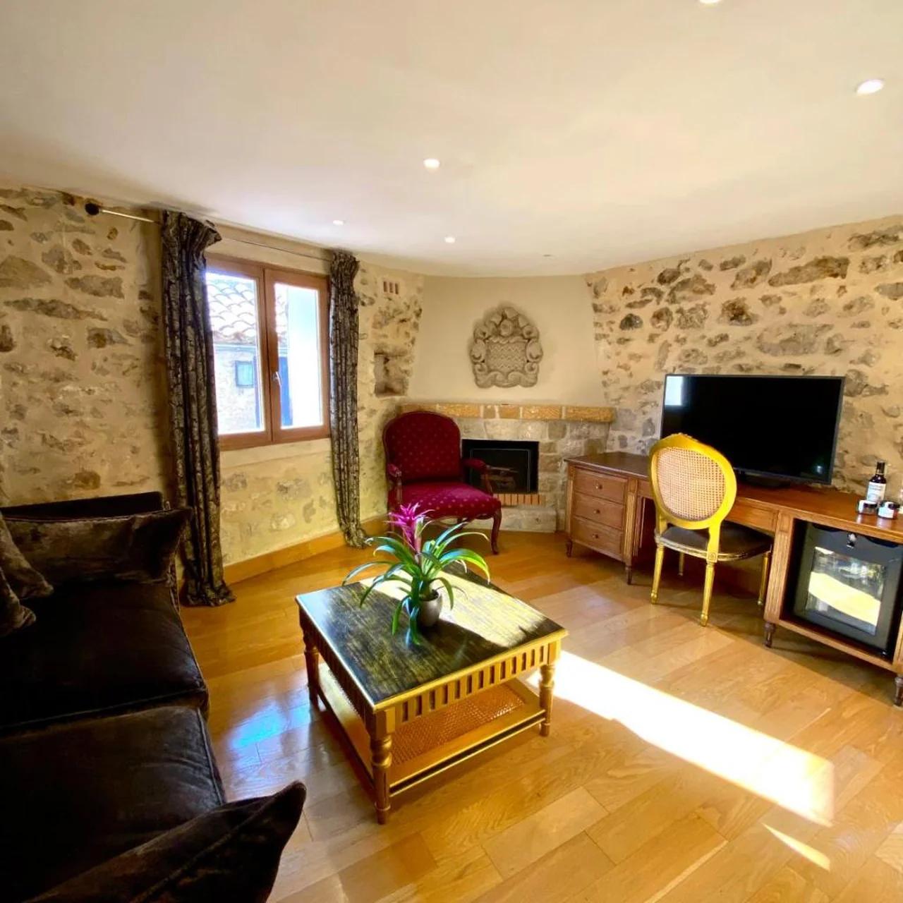 Chateau Eza photo