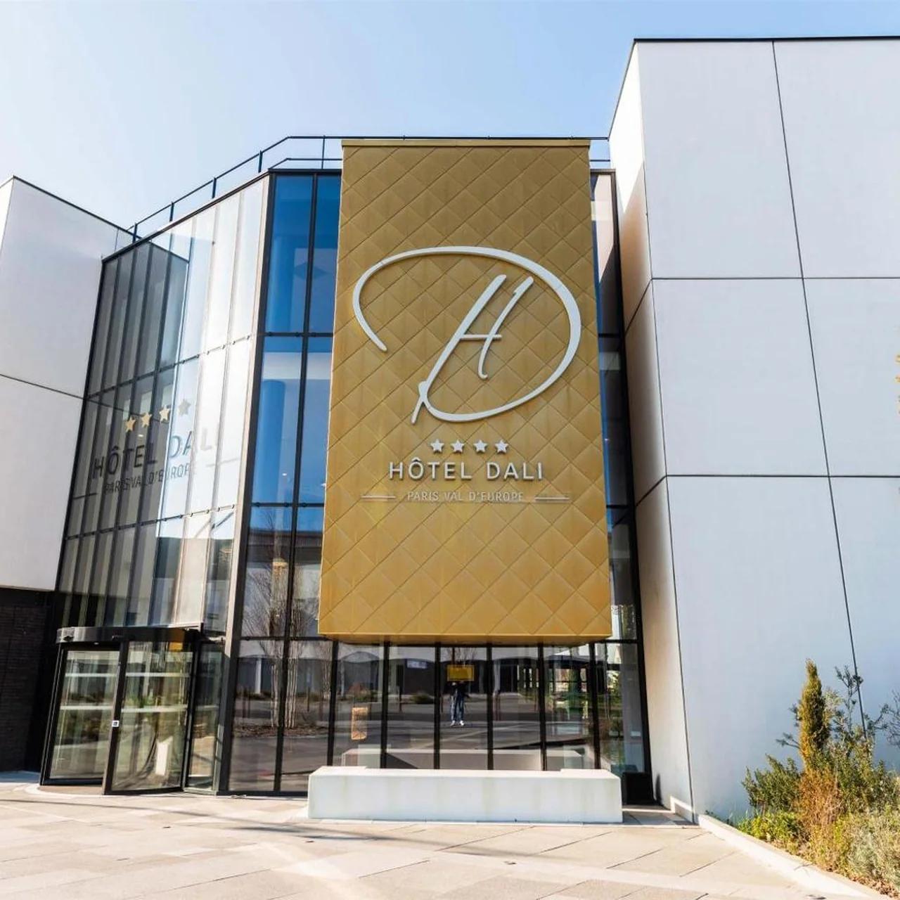 Hotel Dali Val d'Europe, Tapestry Collection by Hilton photo