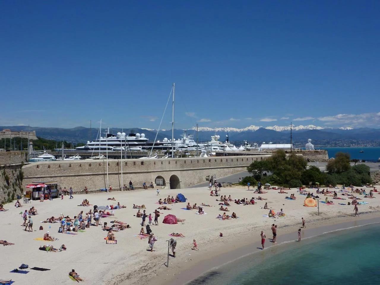 DUPLEX VILLA LES PINS 89m2 et terrasse 30m2 photo