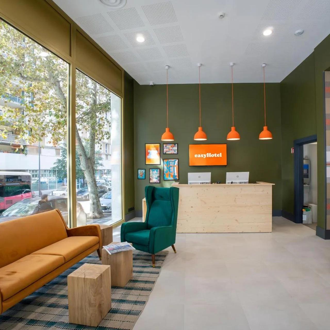 easyHotel Marseille Euromed photo