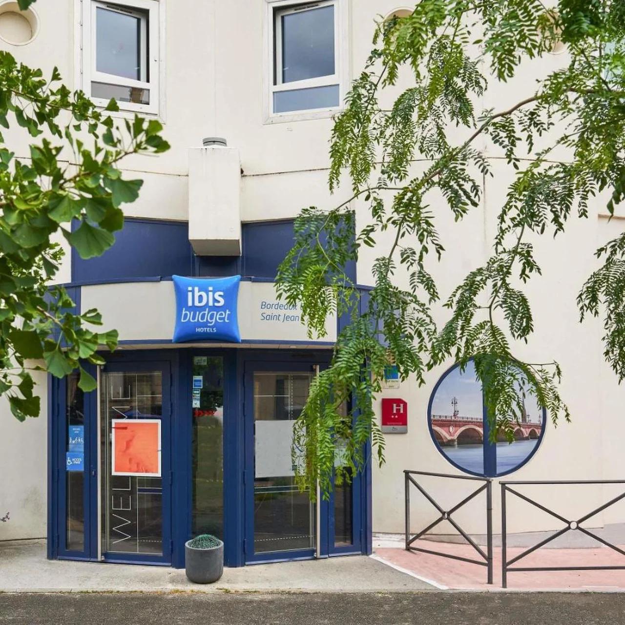 ibis budget Bordeaux Centre - Gare Saint Jean photo