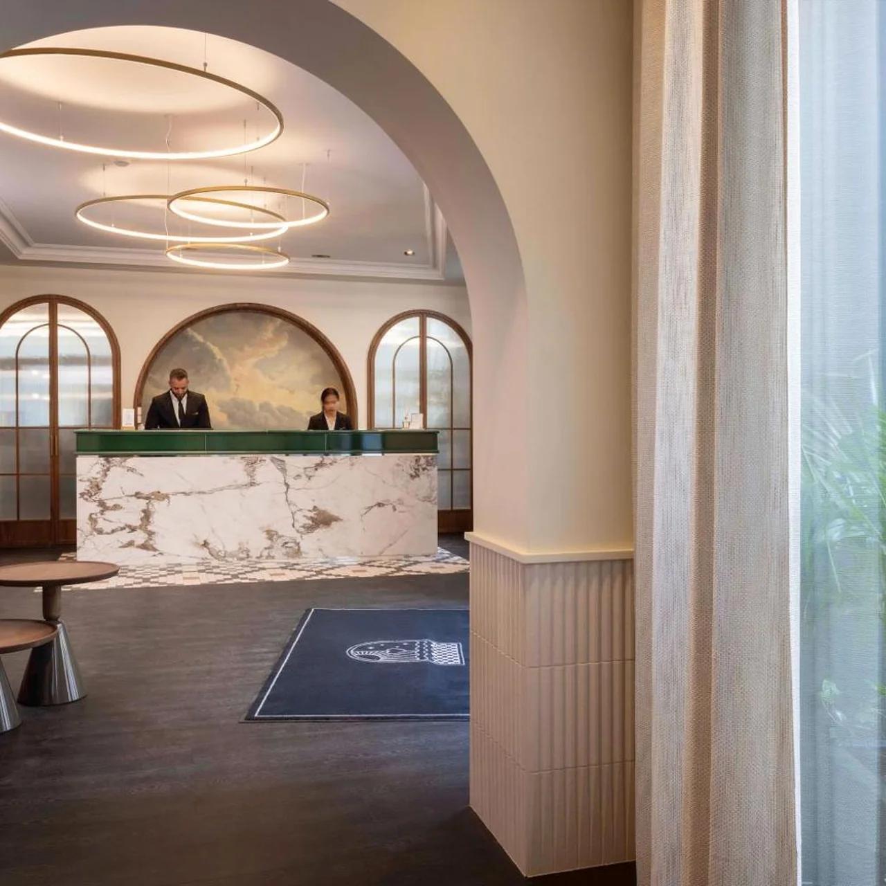 Hotel Grand Coeur Latin photo
