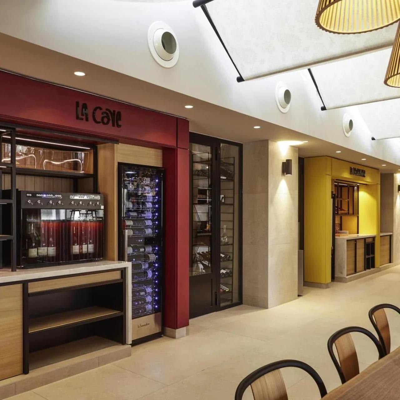 Mercure Avignon TGV Hotel & Spa photo