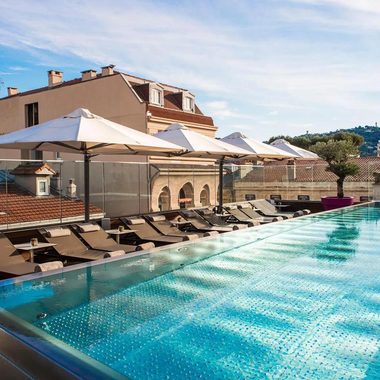 Five Seas by Inwood Hotels photo