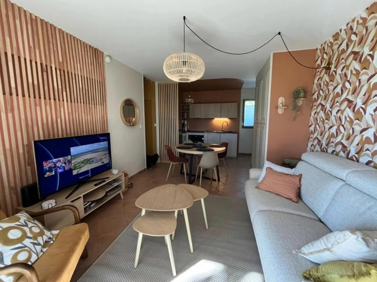 Golf apartment