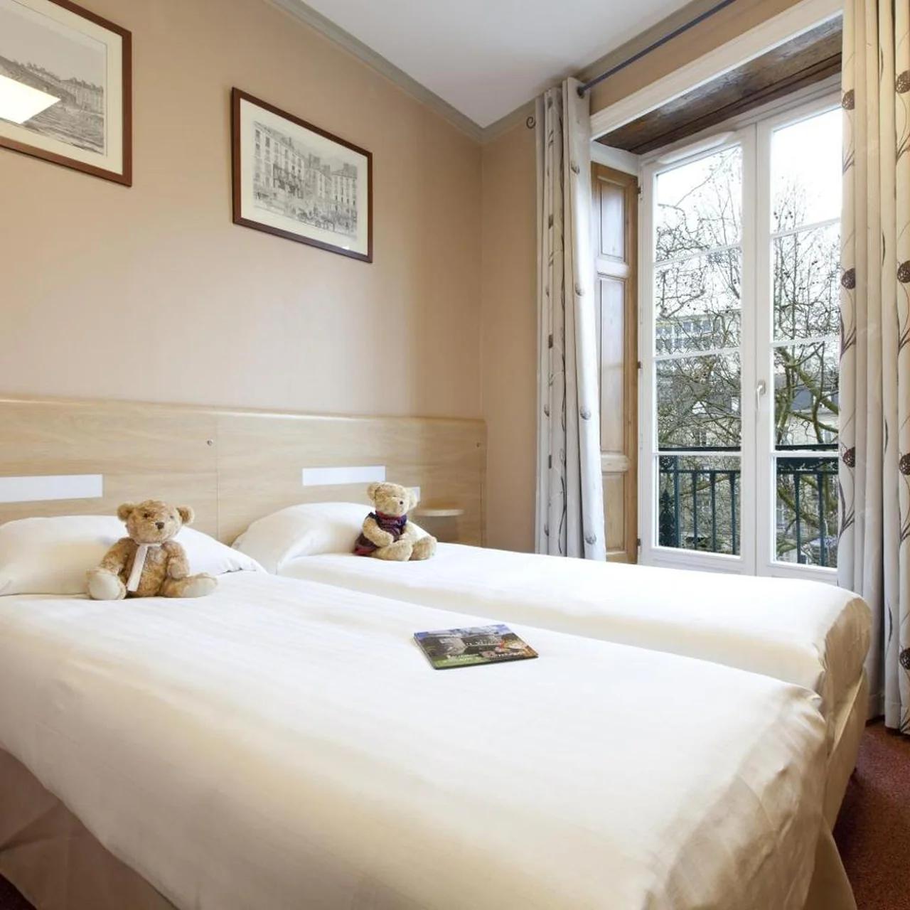 Logis Hôtel Duquesne foto