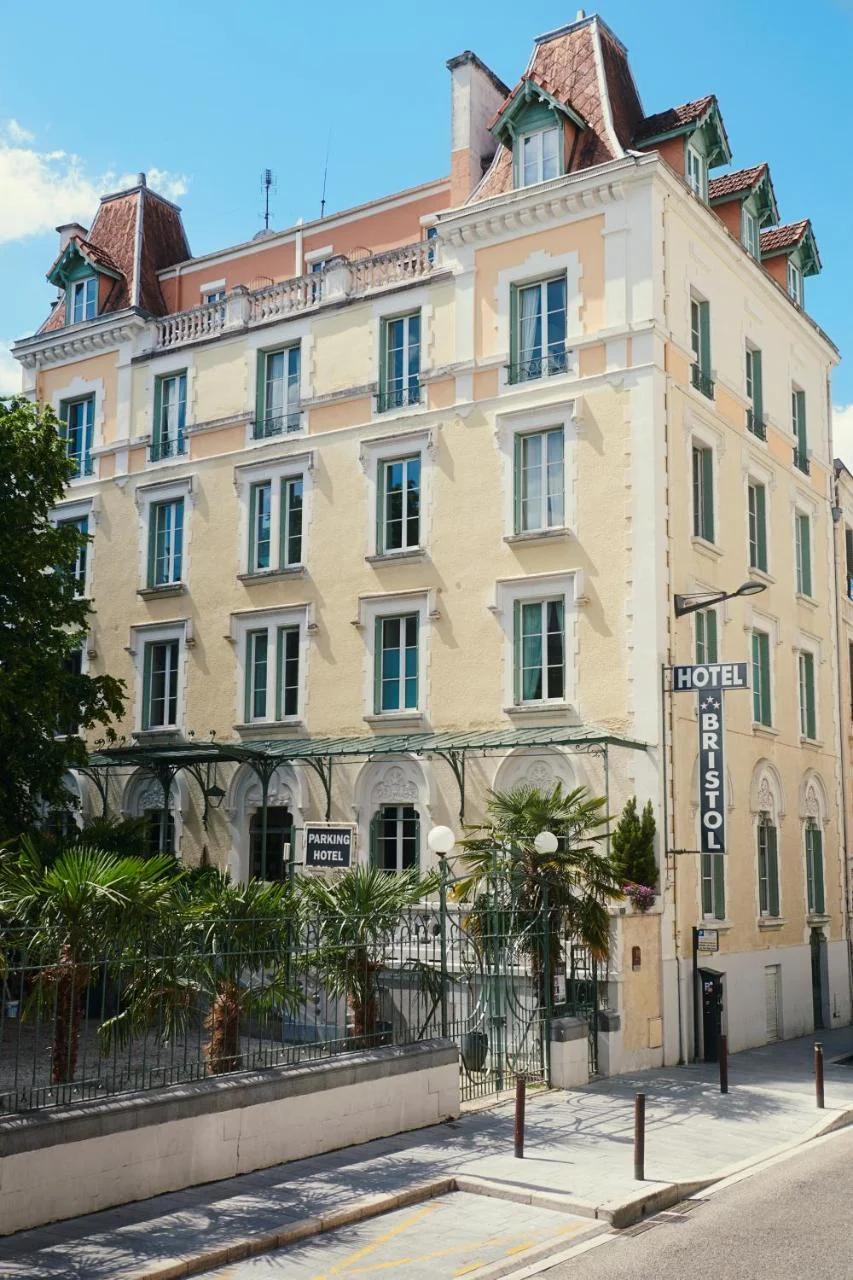 Hôtel Bristol Pau foto