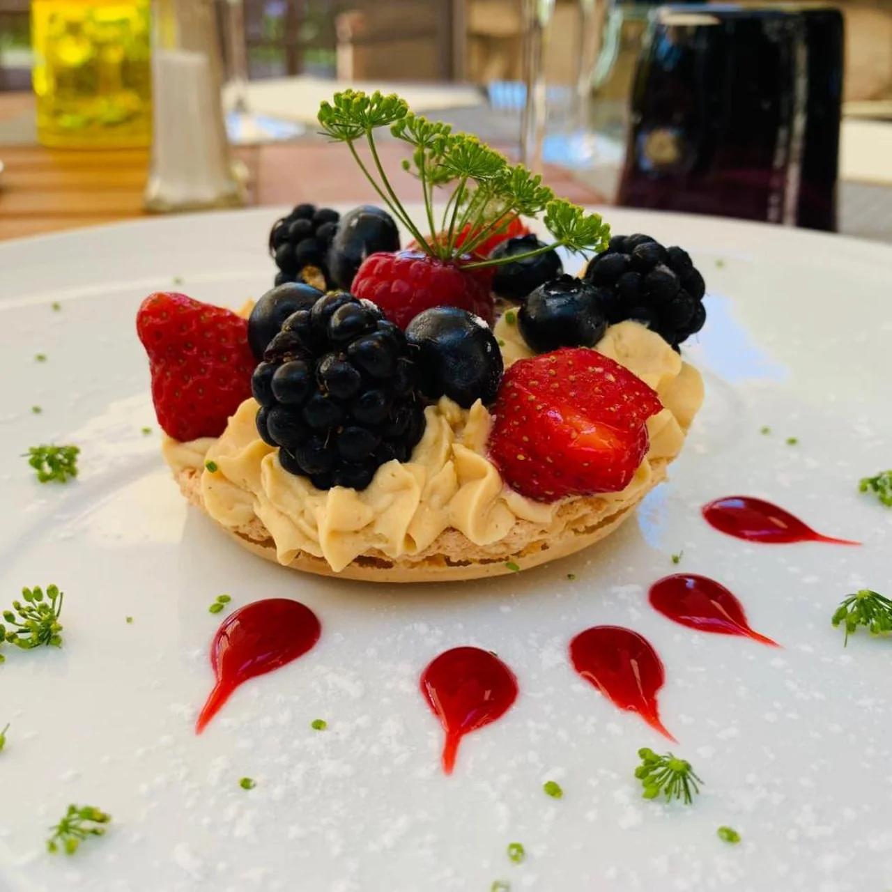 Hotel****Spa & Restaurant Cantemerle photo