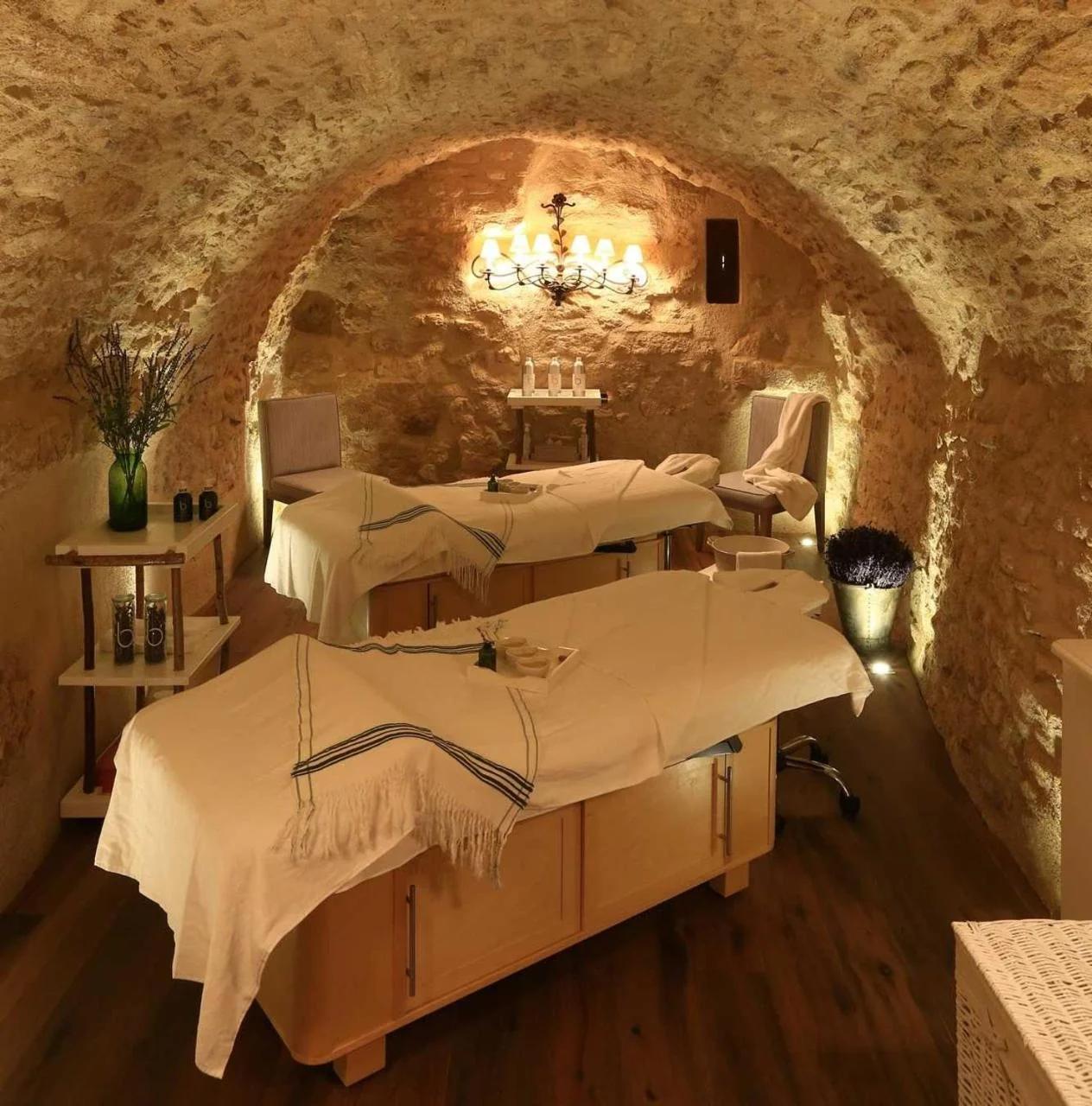 Hotel Crillon le Brave photo
