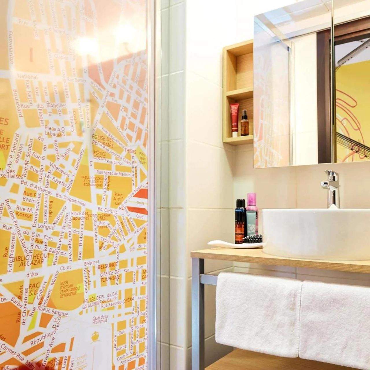 ibis Styles Marseille Gare Saint-Charles photo