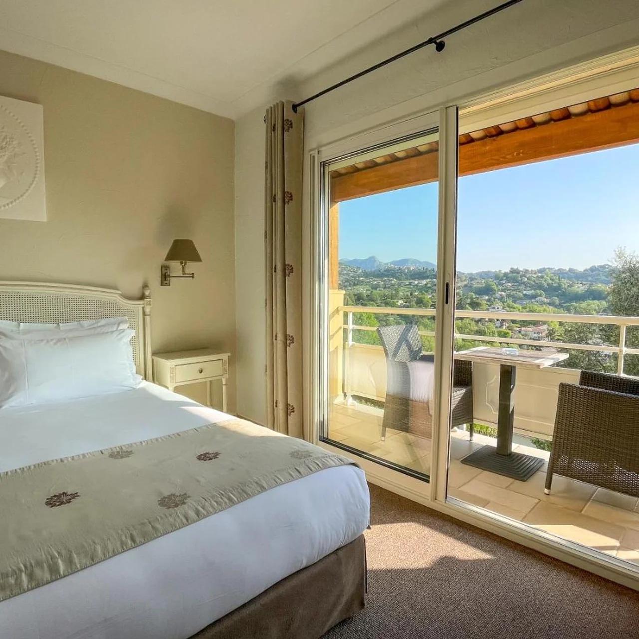 Hotel Marc-Hely photo