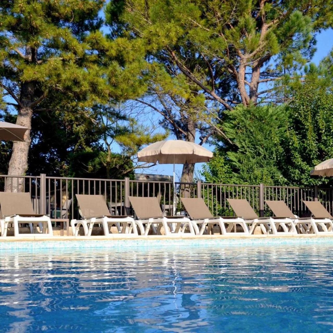 ibis Avignon Sud foto