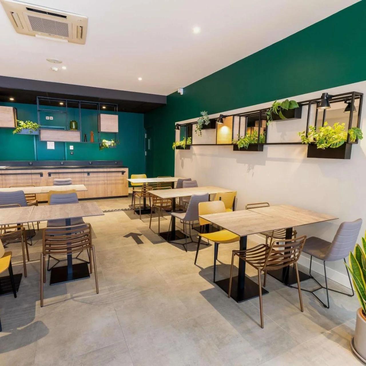Ibis Pau Centre