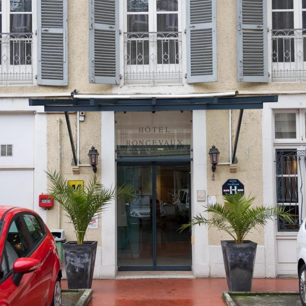 Hôtel Le Roncevaux foto