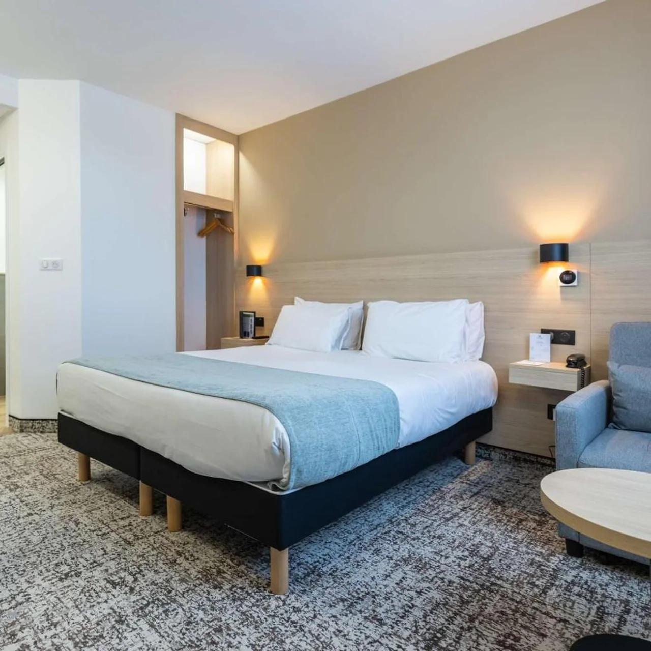 Sure Hotel by Best Western Bordeaux Lac photo