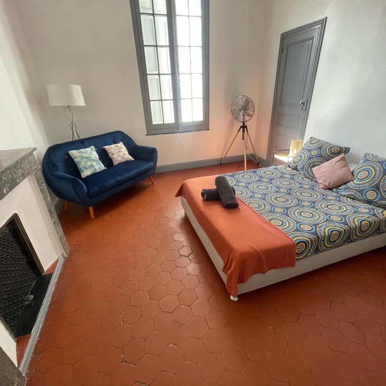 Le PALACE, Auberge foto