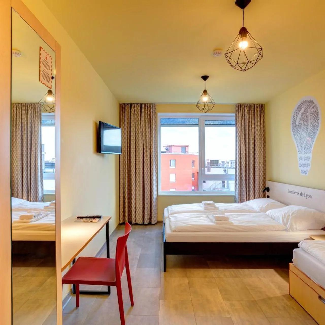 MEININGER Hotel Lyon Centre Berthelot photo