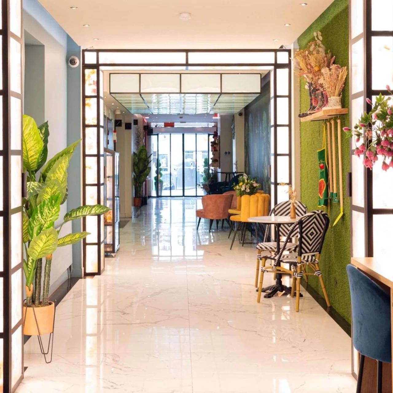 Ibis Styles Paris Batignolles photo