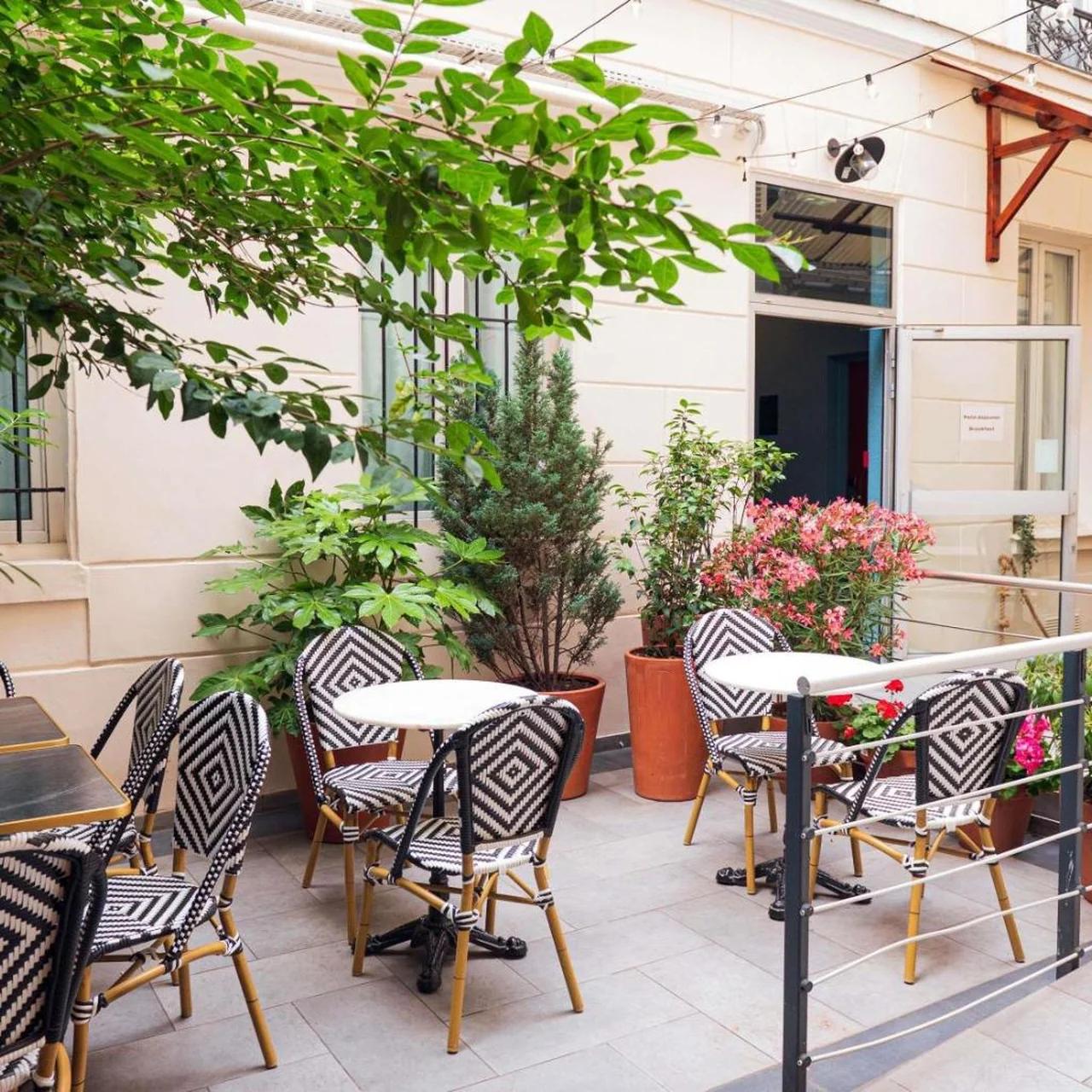 Ibis Styles Paris Batignolles photo
