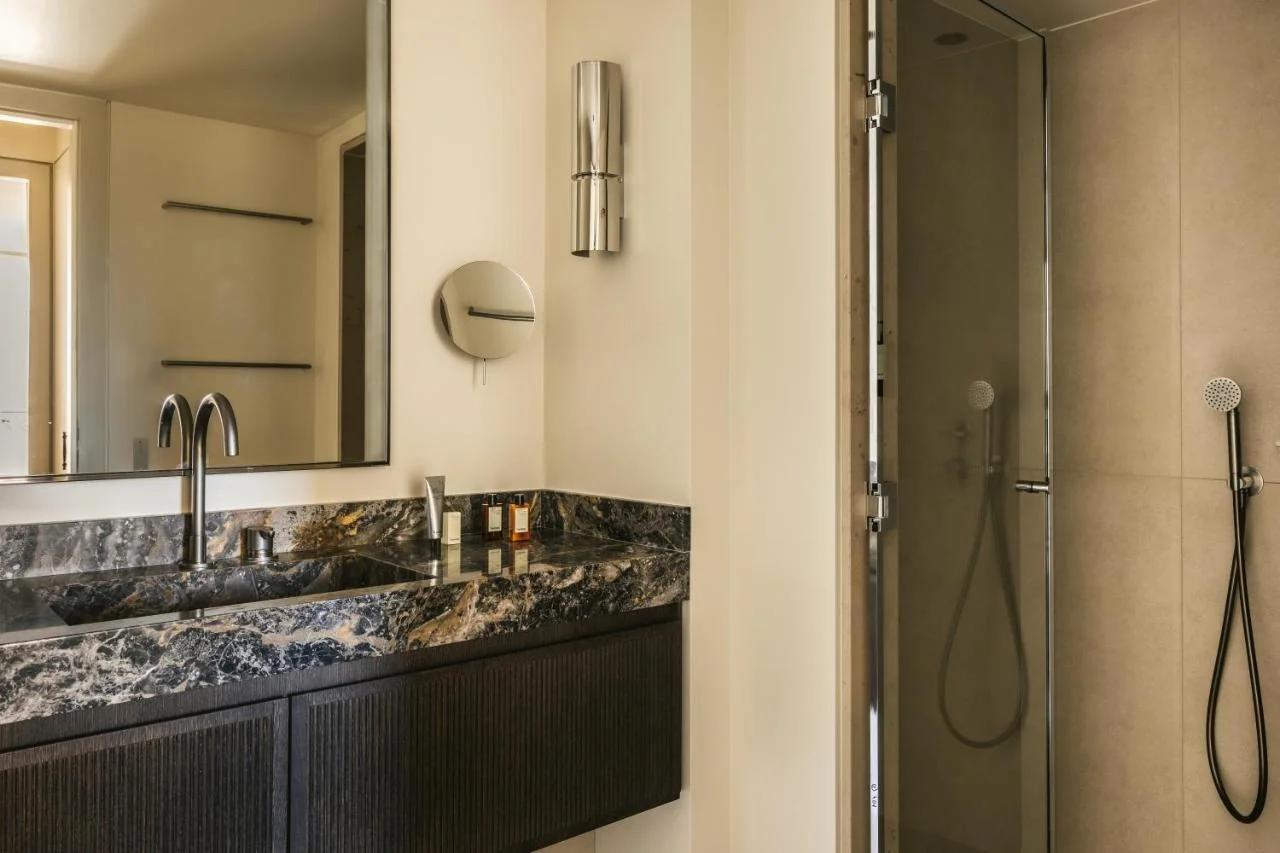 Mondovi Luxury Suites photo