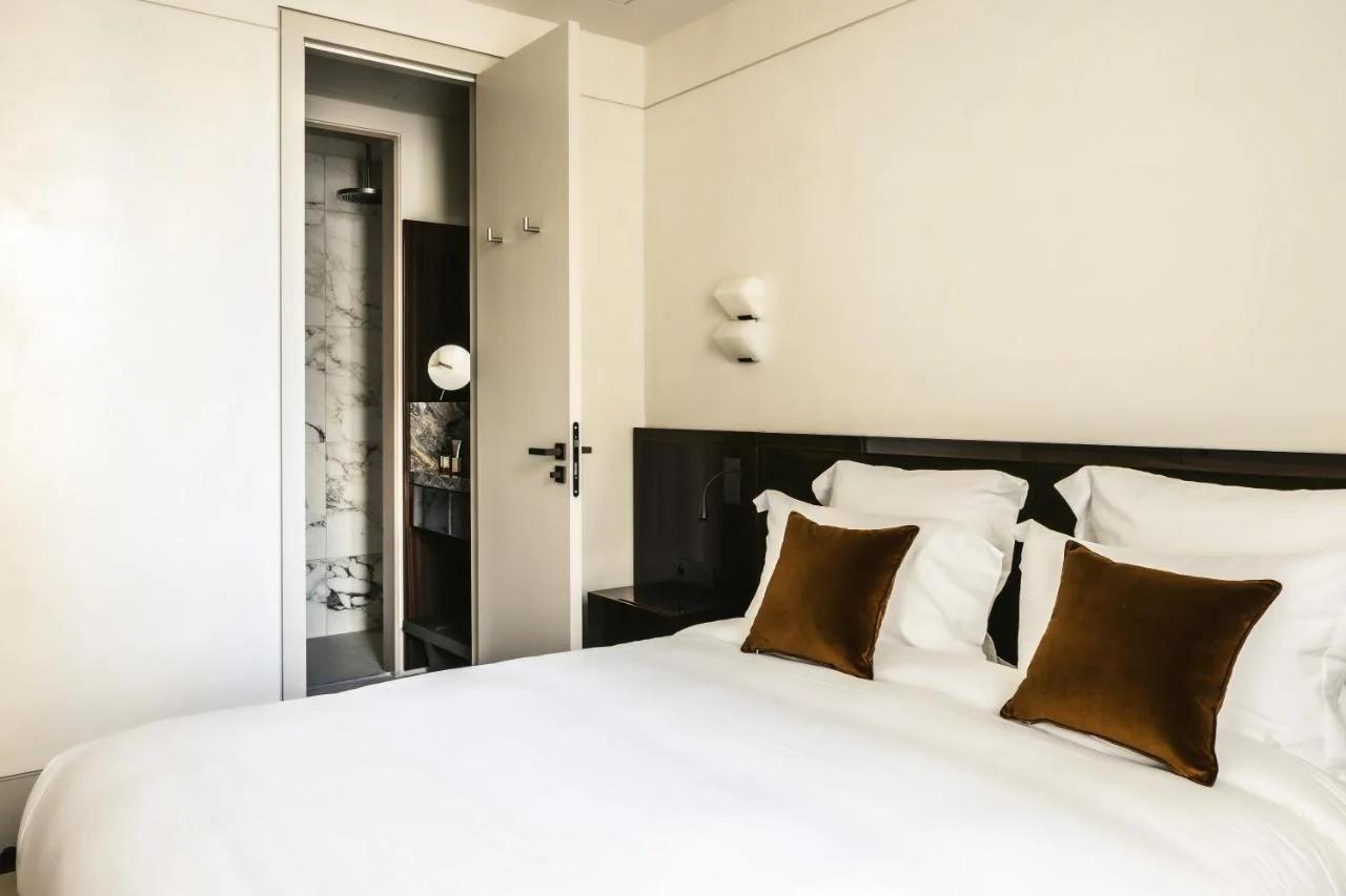 Mondovi Luxury Suites photo