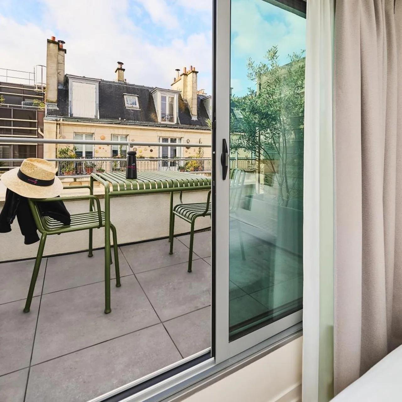 Moxy Paris Bastille photo