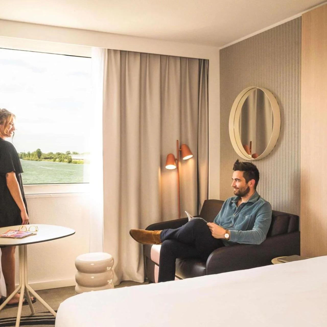 Novotel Bordeaux Lac photo