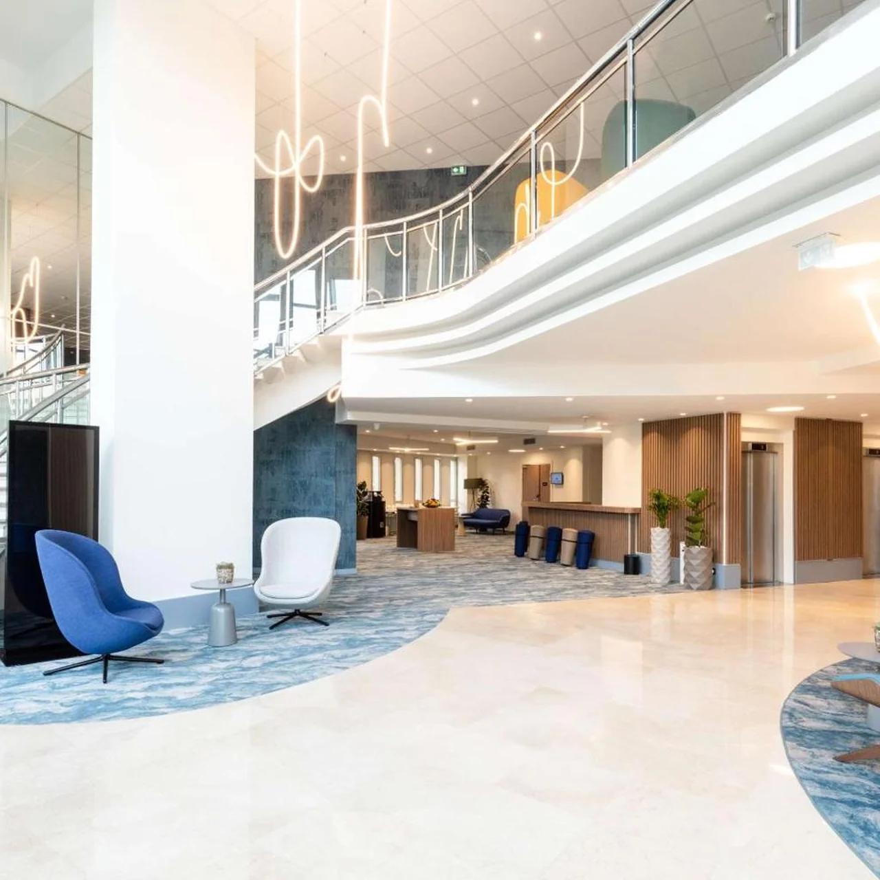 Radisson Hotel Nice Airport photo