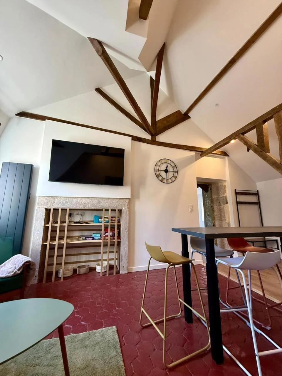 Perfect pied-à-terre in Dijon photo