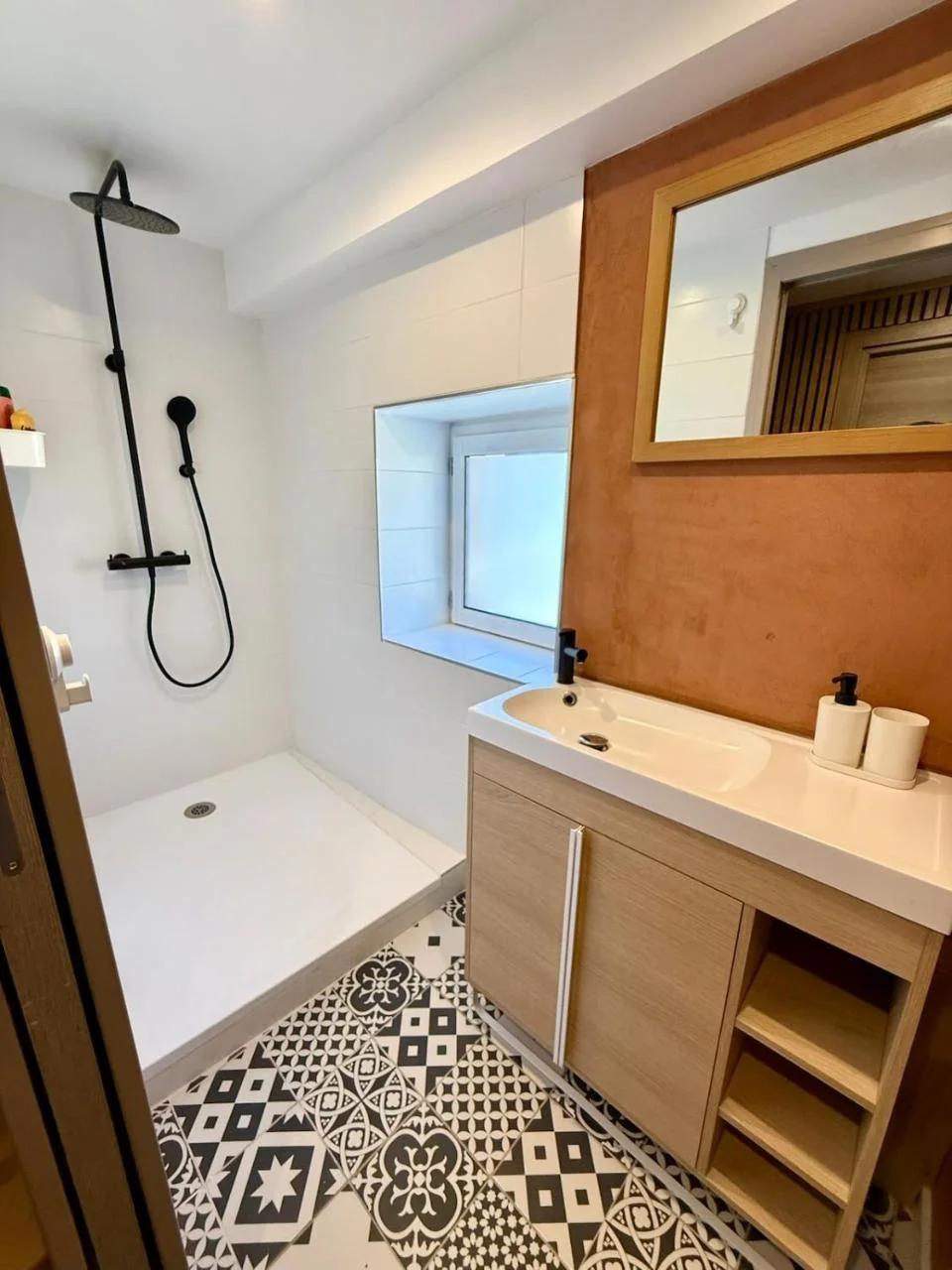 Perfect pied-à-terre in Dijon photo