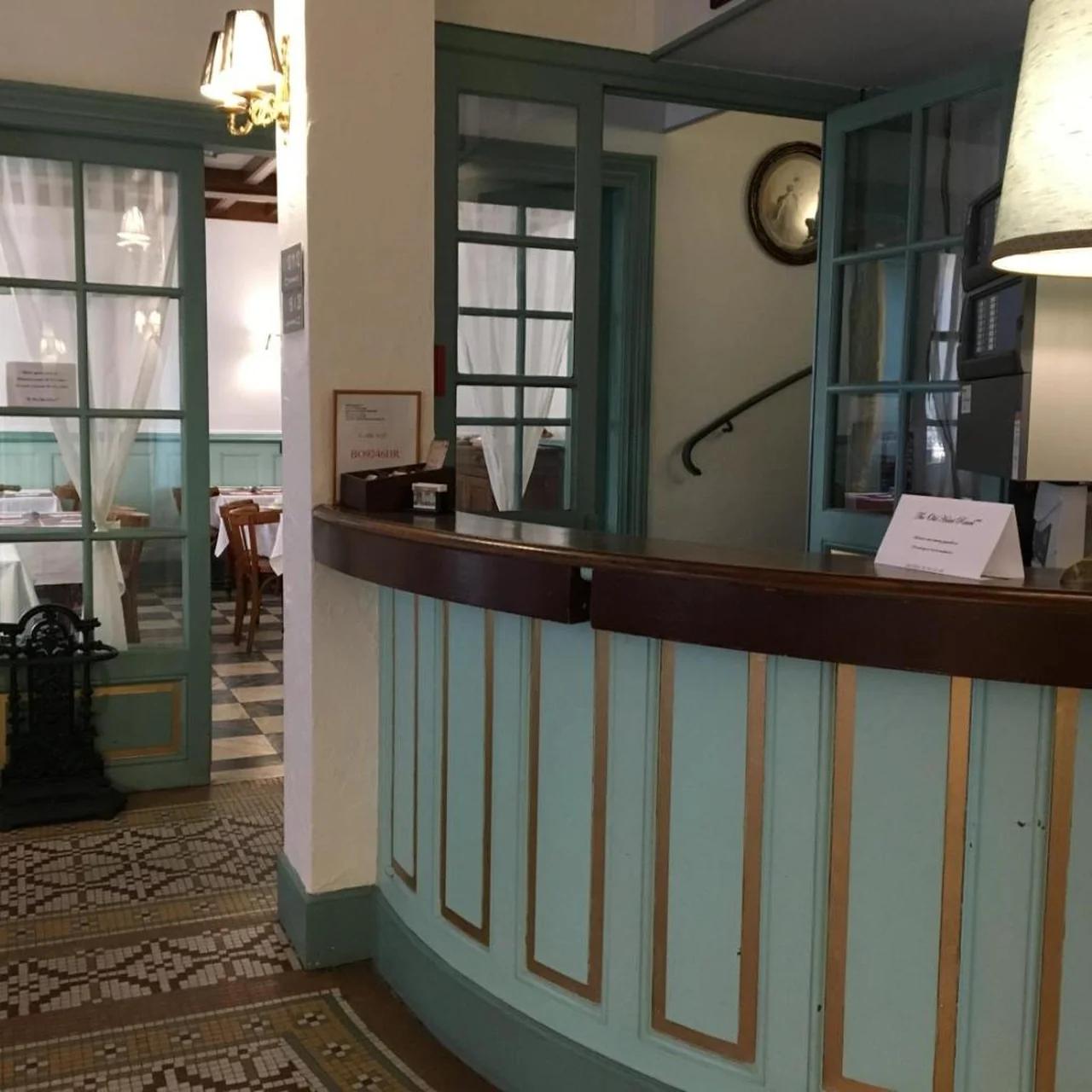 The Old Hotel Ravel Centre foto
