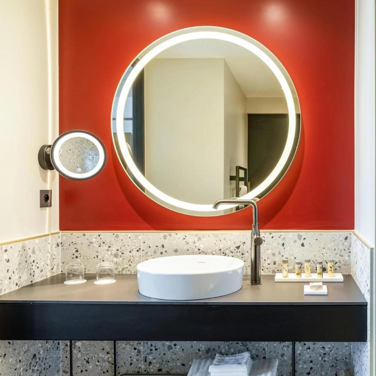Renaissance Bordeaux Hotel photo