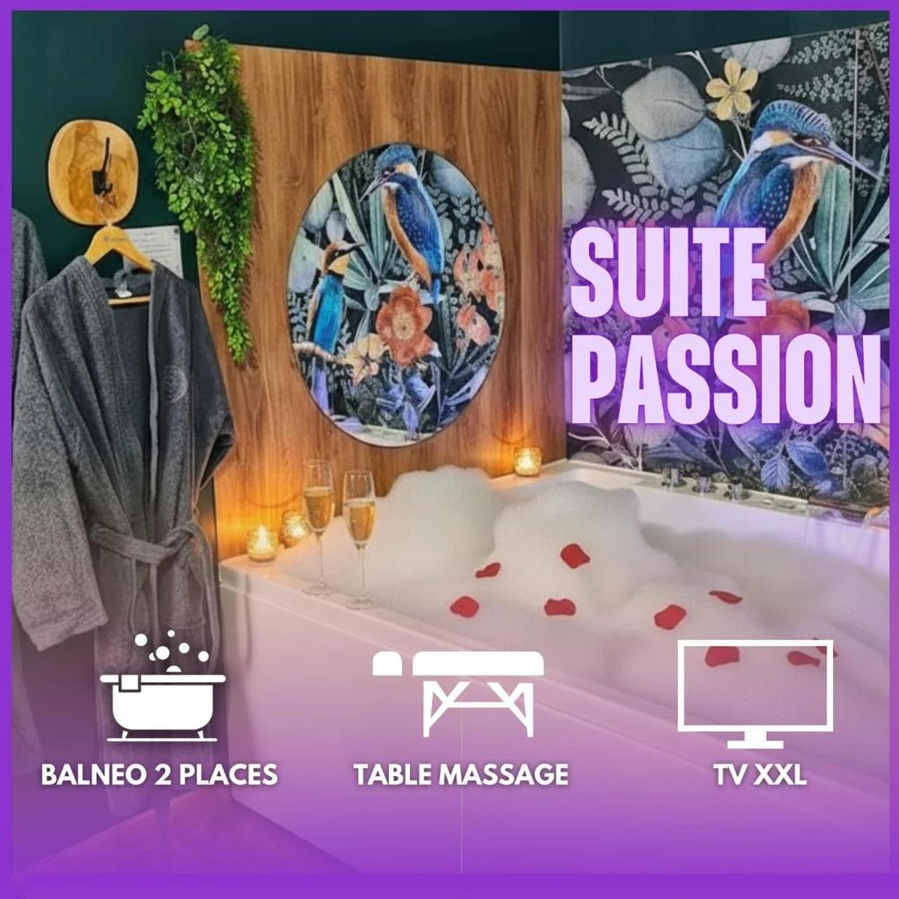 Suite Passion - Jacuzzi privé - Table massage photo