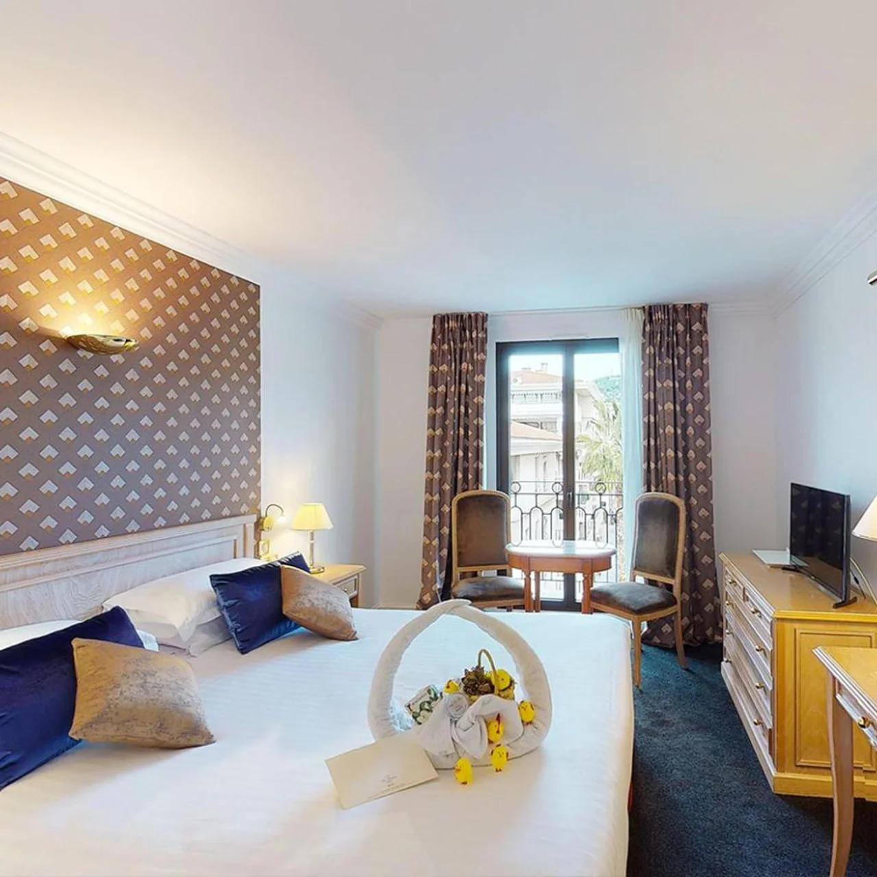Sun Riviera Hotel photo