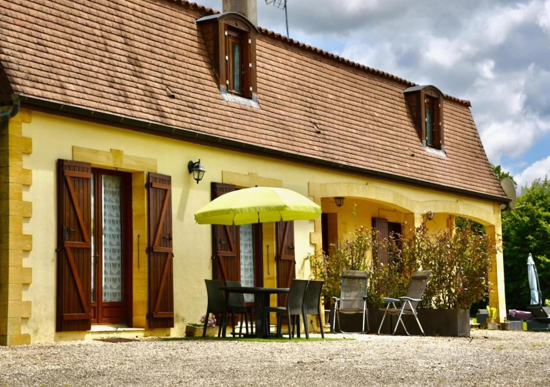 Windmill Cottage of Monpazier - 3-Star Tourism Rated Holiday Home with Air-Con
