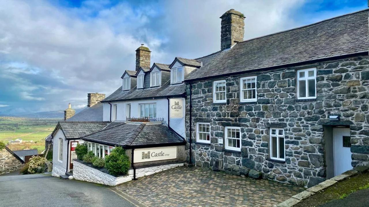 Castle Cottage Inn photo